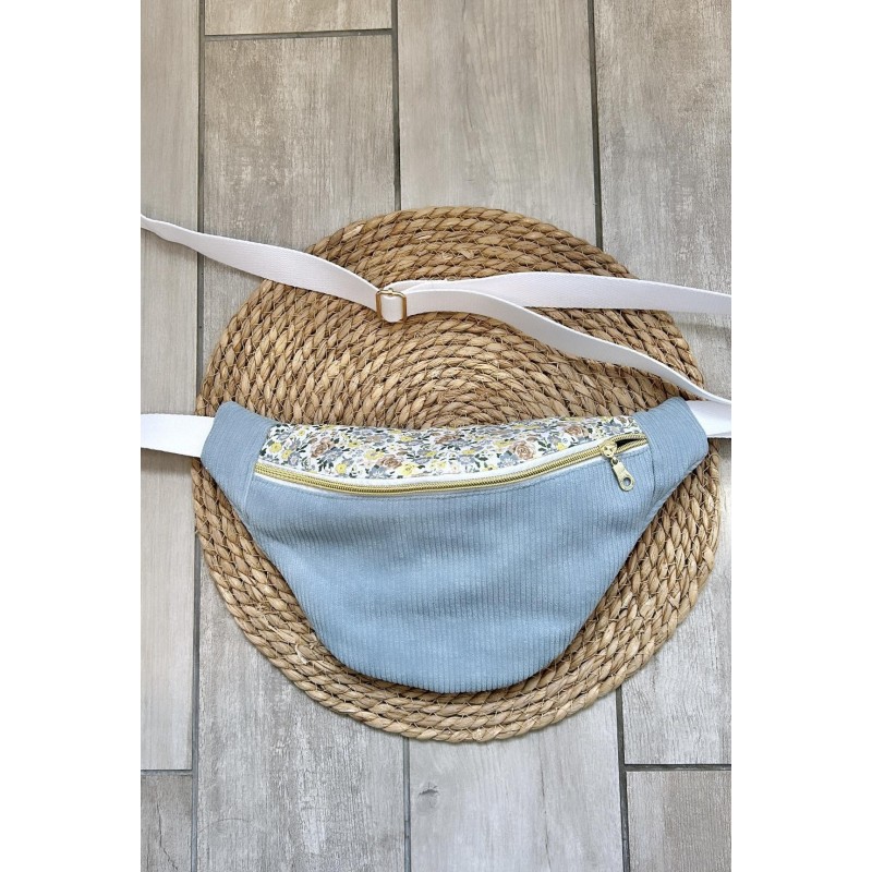 Sac banane bi matière bleu ciel et fleurs