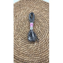 Paire de lacets noir et blanc