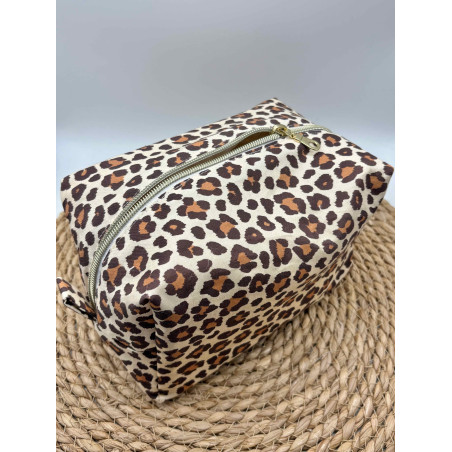 Trousse de toilette léopard fond crème