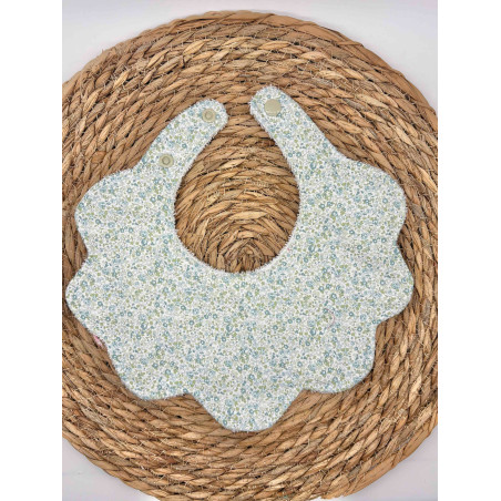 Bavoir fleurs vert d’eau