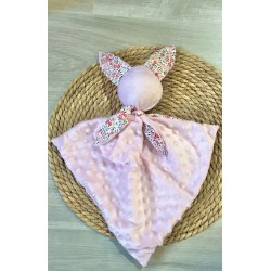 Doudou lapin liberty rose